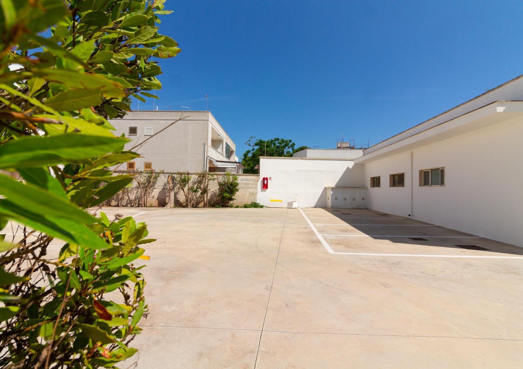 Iria Residence Torre dell'Orso Luaran gambar