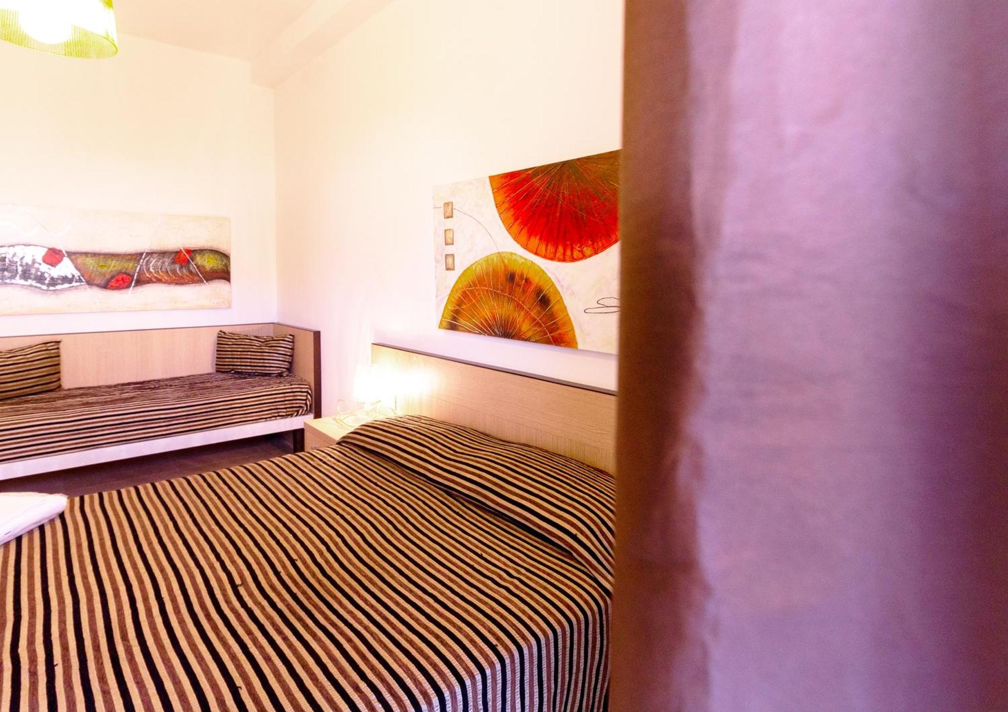 Iria Residence Torre dell'Orso Luaran gambar