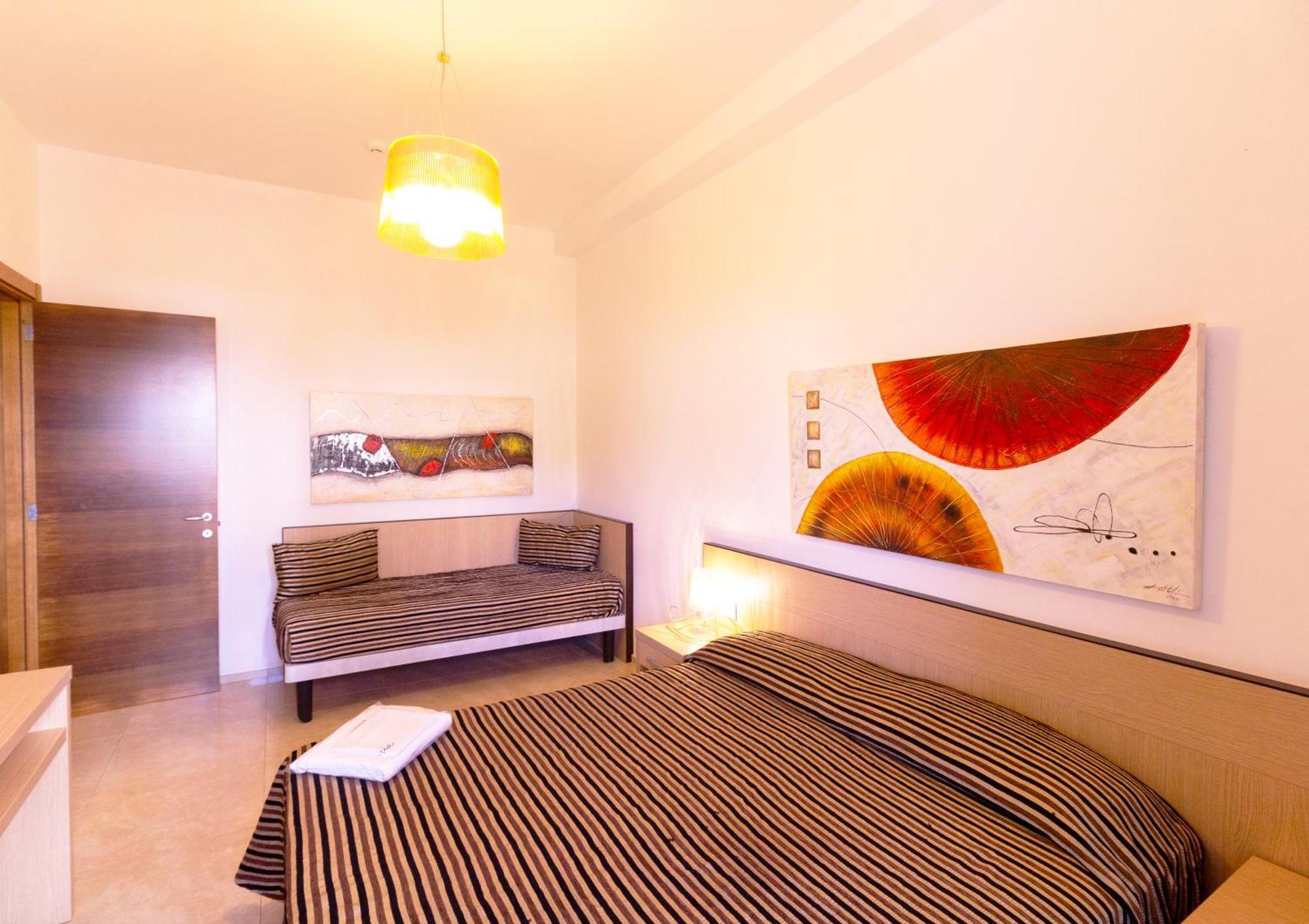 Iria Residence Torre dell'Orso Luaran gambar