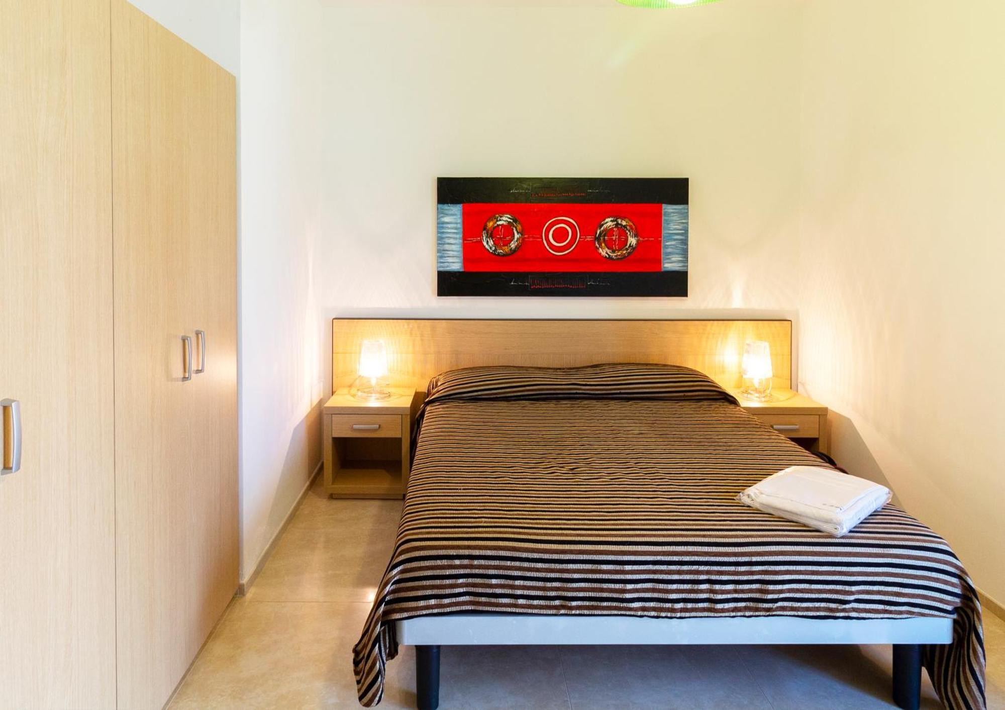 Iria Residence Torre dell'Orso Luaran gambar