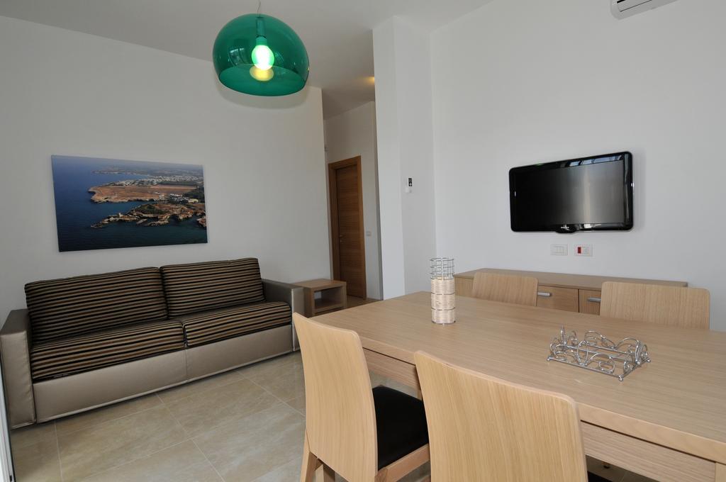 Iria Residence Torre dell'Orso Luaran gambar