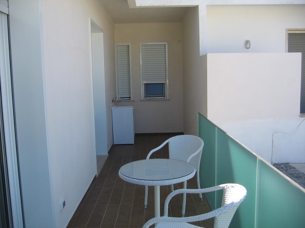 Iria Residence Torre dell'Orso Luaran gambar